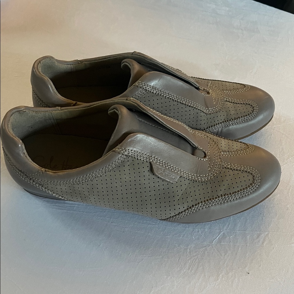 Cole Haan Gray Leather Slip-On Shoes women size 8.5 excellent condition w/flaw